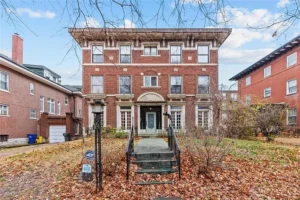 You Can Have Your Own St. Louis Historic Brick Mansion With Stunning Details For Just $225,000!-1