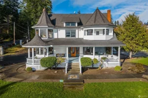 Washington National Register Victorian Waterfront Estate Lists For $1,600,000!-1